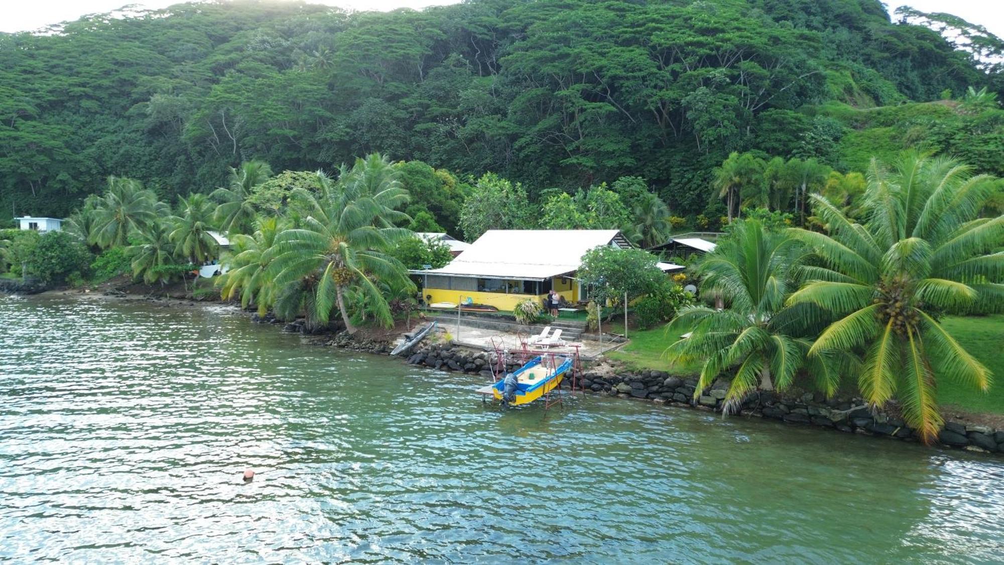 Villa De La Baie Raiatea - Bord De Mer ウツロア エクステリア 写真